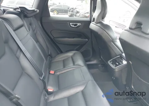 2019 Volvo Xc60 T5 Inscription from USA, damaged, VIN LYV102RL4KB229090